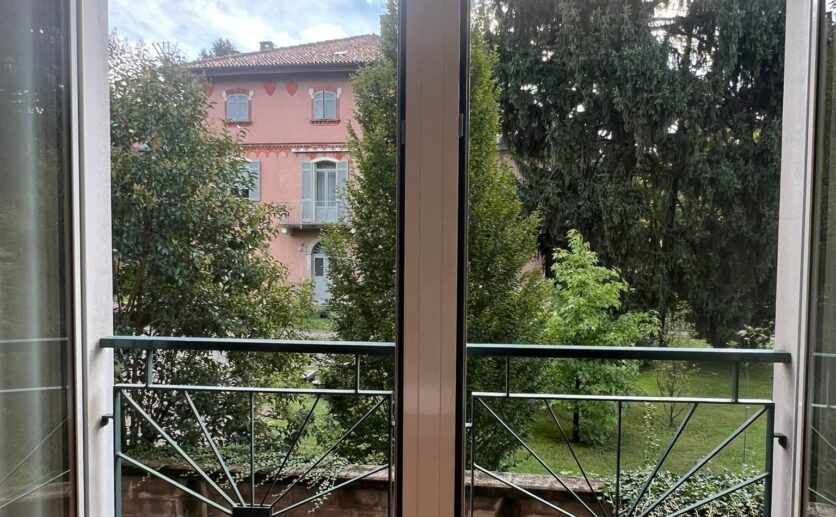 WhatsApp Image 2025-10-02 at 17.50.43