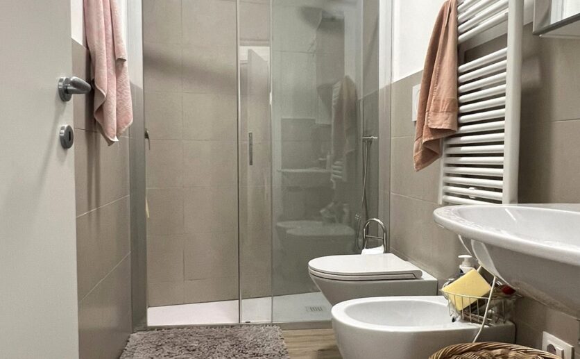 WhatsApp Image 2025-11-10 at 12.32.55 (1)