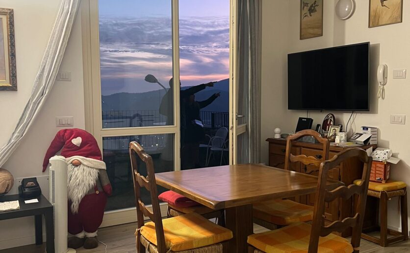 WhatsApp Image 2025-11-10 at 12.32.55 (2)