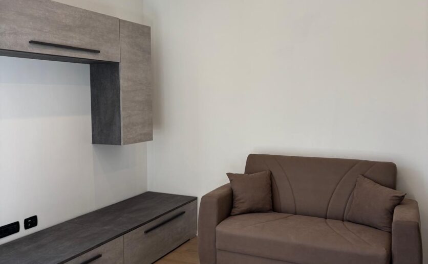 WhatsApp Image 2025-11-25 at 16.45.33 (12)