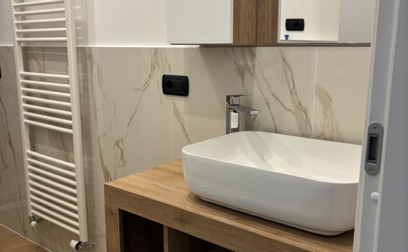 WhatsApp Image 2025-11-25 at 16.45.33 (2)