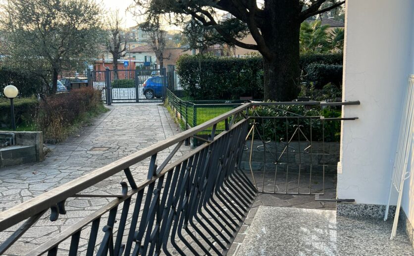 WhatsApp Image 2025-12-01 at 11.17.01