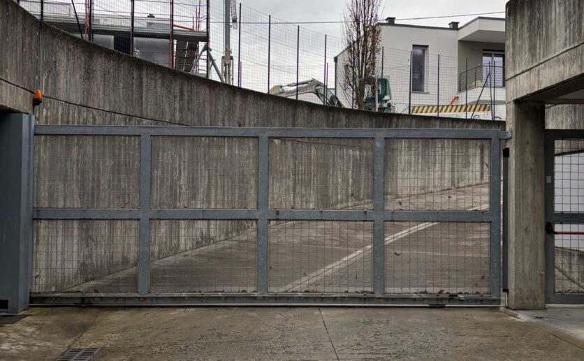 WhatsApp Image 2025-12-05 at 11.45.12 (13)