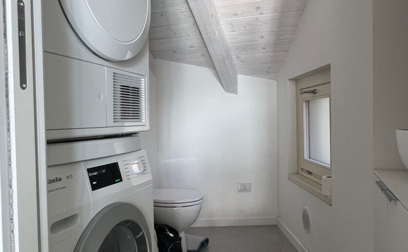 WhatsApp Image 2026-01-08 at 18.05.38 (1)