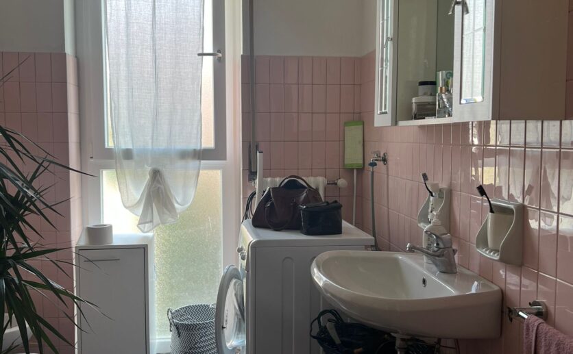 e5aff683-4224-4ea6-ad7c-3b461633a59f